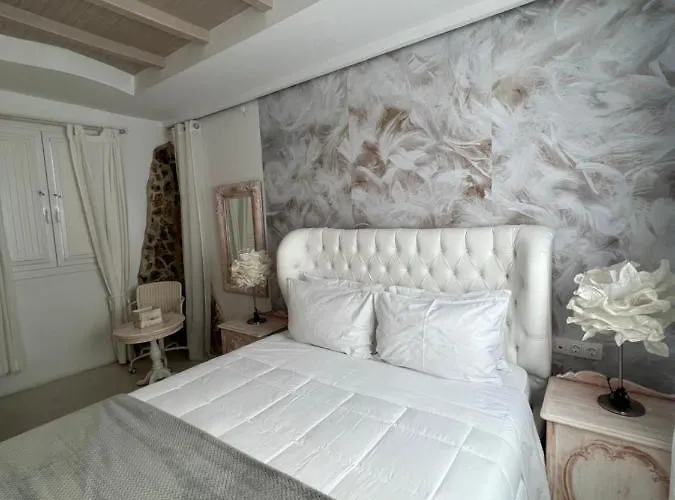 Almyra * Ornos (Mykonos)