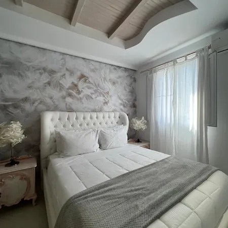 Almyra Appartement *